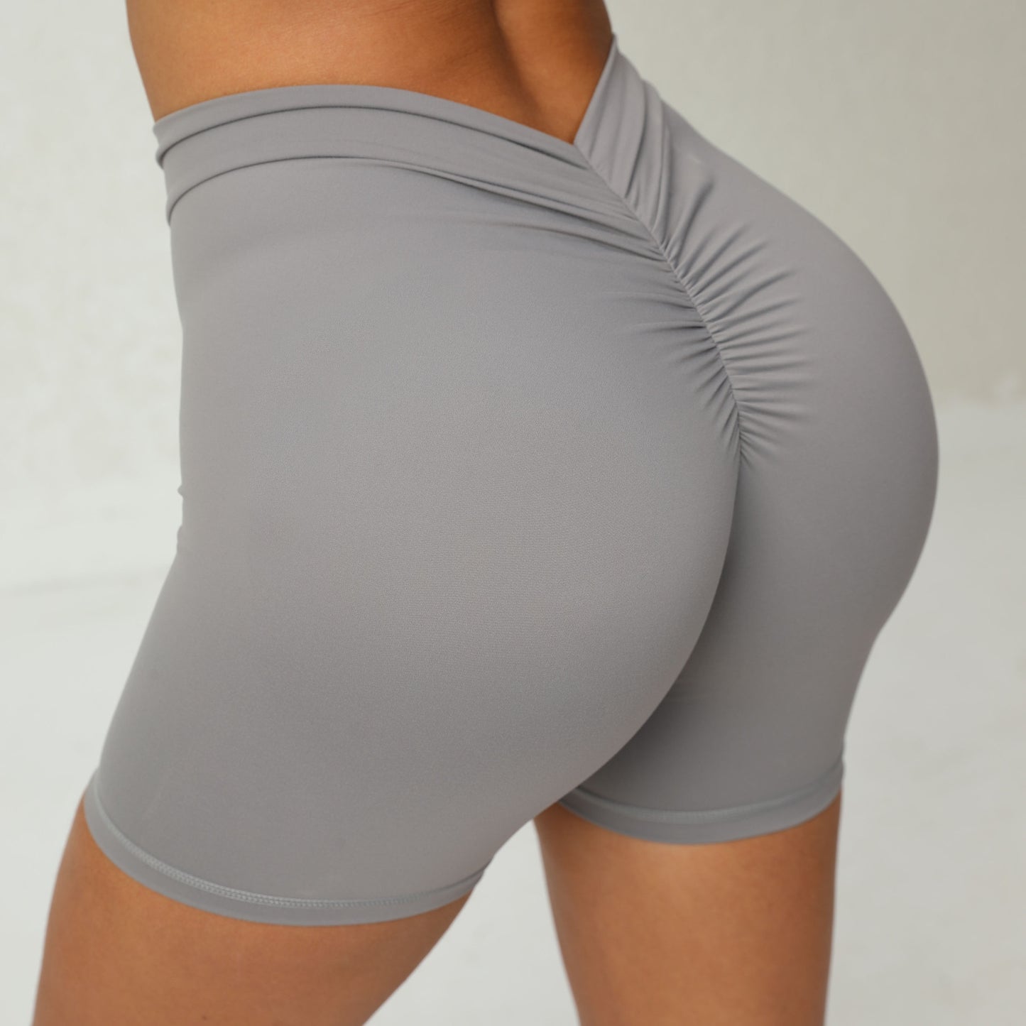 Waist V-shaped Wrinkle Tight Yoga Shorts