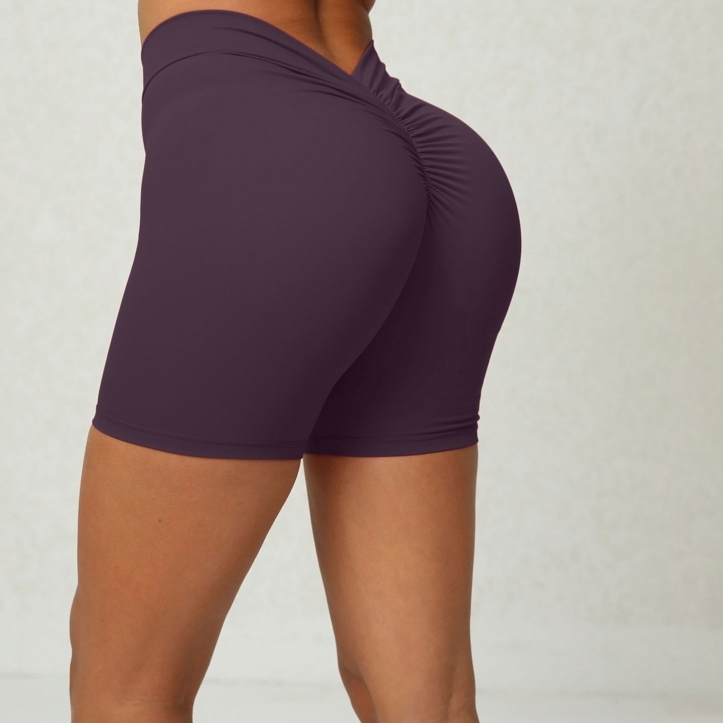 Waist V-shaped Wrinkle Tight Yoga Shorts